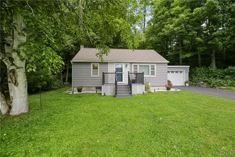 6567 Woodchuck Hill Rd, Jamesville, NY 13078