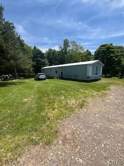 13 Clifford Rd, Palermo, NY 13069