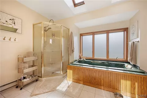 Bath - 6029 Devoe Rd, Camillus, NY 13031 photo 3 of 6