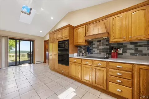 Kitchen - 6029 Devoe Rd, Camillus, NY 13031 photo 2 of 2