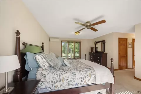 Bedroom - 6029 Devoe Rd, Camillus, NY 13031 photo 2 of 3