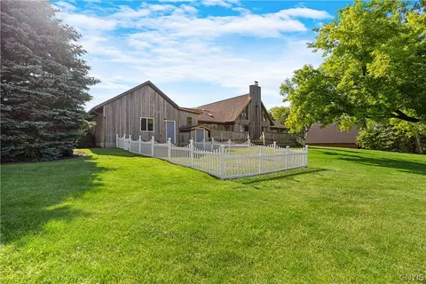 Exterior - 6029 Devoe Rd, Camillus, NY 13031 photo 4 of 4