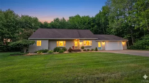 6569 Fox Rd, Marcy, NY 13403