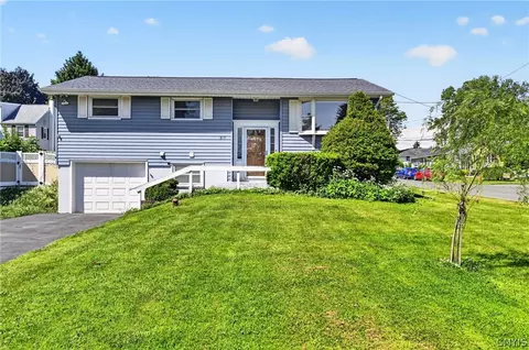 217 Niagara Ave S, Geddes, NY 13209