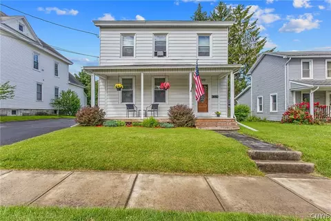 249 State St, Auburn, NY 13021