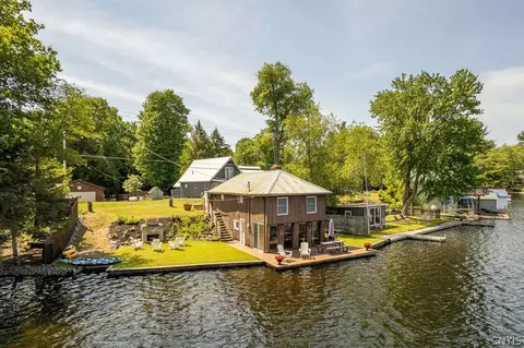 1379 County Route 17, Bernhards Bay, NY 13028