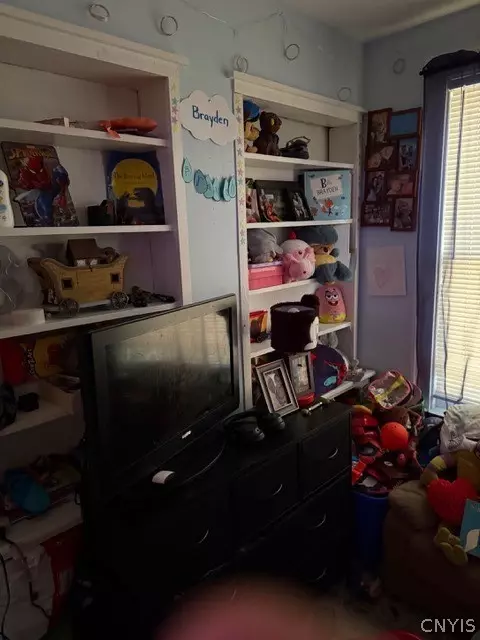 Bedroom - 29 Columbia St, German Flatts, NY 13407 photo 3 of 5