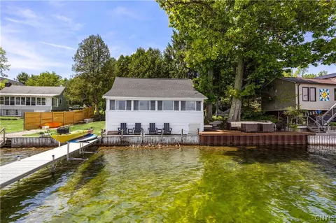 2010 Sunset Ln, Cazenovia, NY 13035