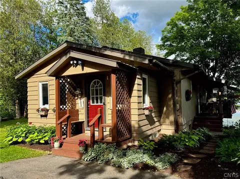 6343 Wendover Rd, Bouckville, NY 13310