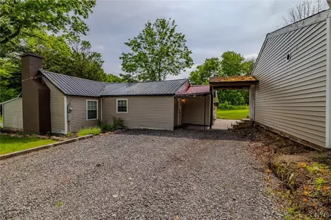 44 Wiltsieville Rd, Hannibal, NY 13074