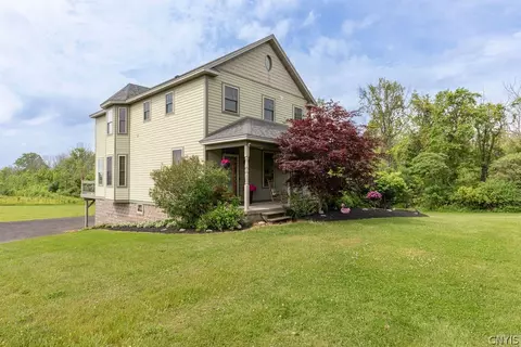 321 W Lake Rd, Oswego, NY 13126