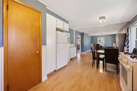 Entry Way - 25 Van Epps St, Vernon, NY 13476 photo 1 of 1
