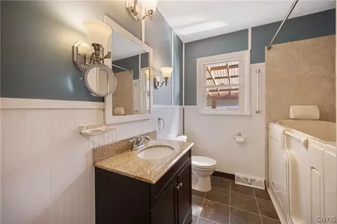 Bath - 25 Van Epps St, Vernon, NY 13476 photo 2 of 2