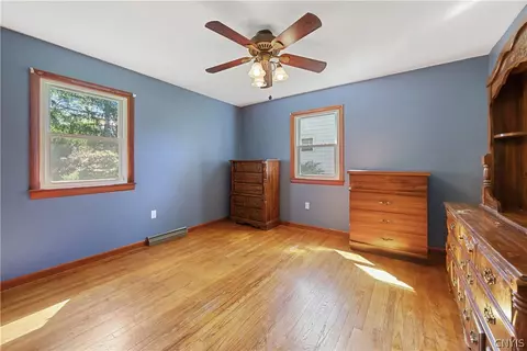 Bedroom - 25 Van Epps St, Vernon, NY 13476 photo 4 of 6