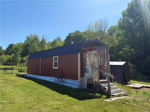 11116 Vanburen Rd, Camden, NY 13483