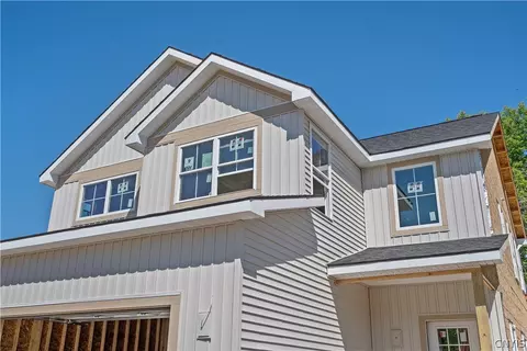 140 Arabica Ln, Salina, NY 13090