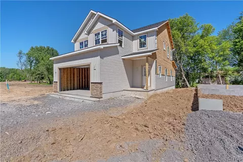 140 Arabica Ln, Salina, NY 13090