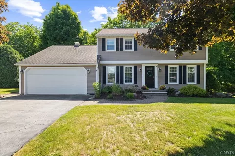 4847 Glinden Ln, Onondaga, NY 13215