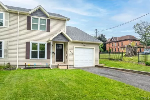 400 Utica St, Fulton, NY 13069