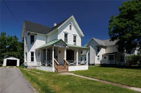 637 Thompson St, Watertown, NY 13601