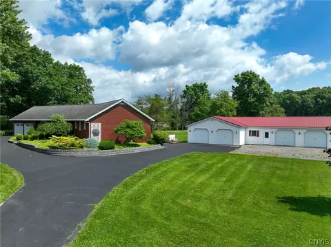 5862 State Route 90 N, Aurelius, NY 13034