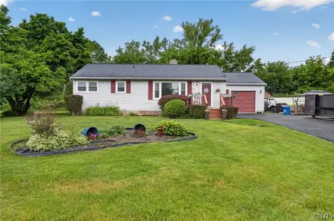 7151 Collamer Rd, East Syracuse, NY 13057