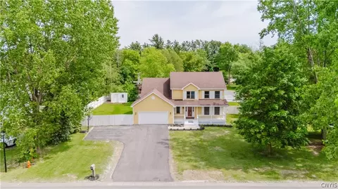 1419 Loomus Dr, Watertown, NY 13601