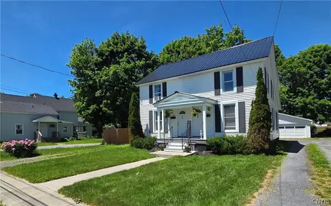 345 Brainard St, Watertown, NY 13601