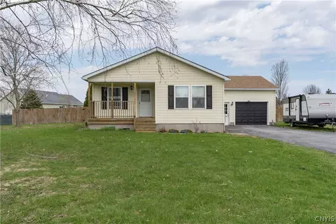 9 Valley Park Dr, Adams, NY 13605