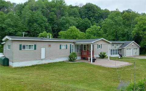 5408 State Route 28, Newport, NY 13416