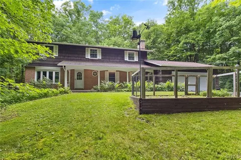 4710 Limberlost Ln, Manlius, NY 13104