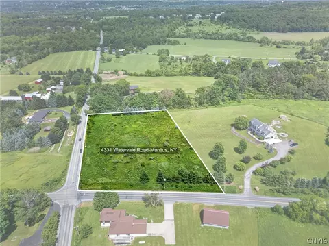 4331 Watervale Rd, Pompey, NY 13104