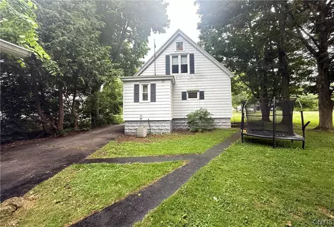 Exterior - 23 State St, Oneida, NY 13421 photo 2 of 2
