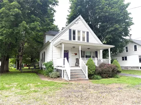 23 State St, Oneida, NY 13421