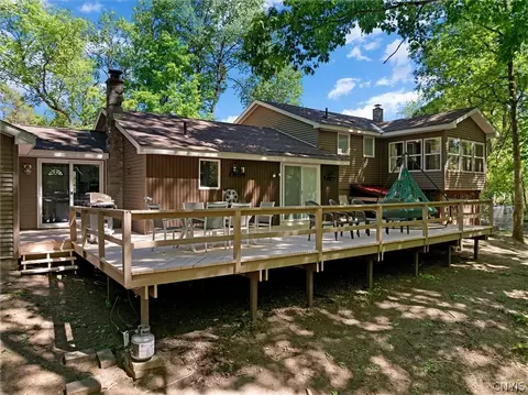 Exterior - 100 Sarah Dr, Annsville, NY 13471 photo 4 of 10