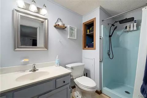 Bath - 100 Sarah Dr, Annsville, NY 13471 photo 1 of 3