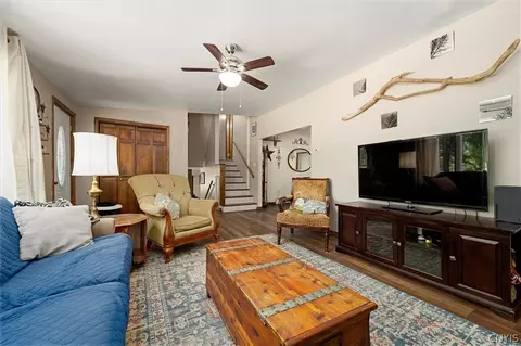 Living - 100 Sarah Dr, Annsville, NY 13471 photo 2 of 3