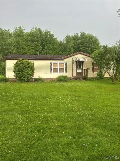 8966 Lestina Beach Rd, Sullivan, NY 13037