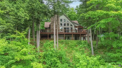 42032 N Payne Lake Dr, Antwerp, NY 13608