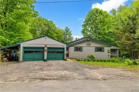253 Silverstone Rd, Russia, NY 13438