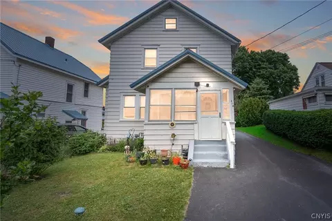358 Roxford Rd N, Salina, NY 13208