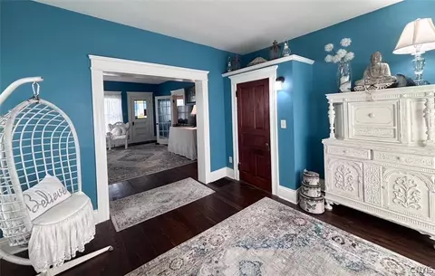 Entry Way - 8806 State Route 5, Chittenango, NY 13037 photo 1 of 3