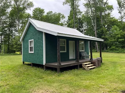 201 N Church Rd, Boylston, NY 13083