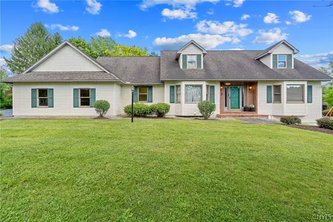 8294 Odyssey Dr, Manlius, NY 13104