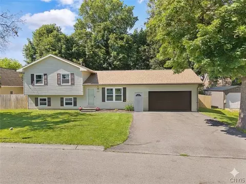 103 Midland Ave, East Syracuse, NY 13057