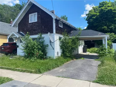 106 Seward St, Syracuse, NY 13203