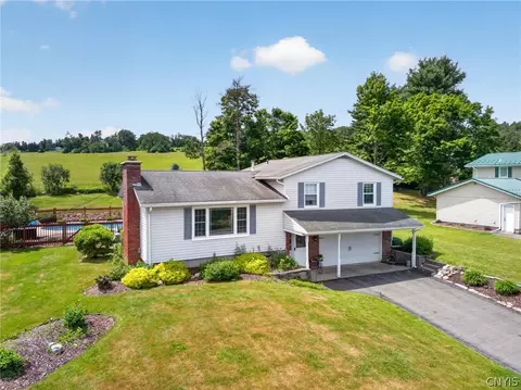4329 Alexandria Dr, Cortlandville, NY 13045