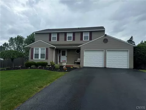 8118 Rizzo Dr, Clay, NY 13041