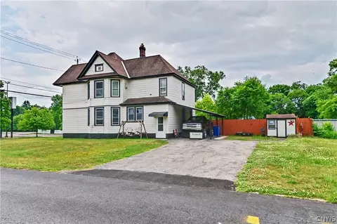 361 N Main St, Gloversville, NY 12078