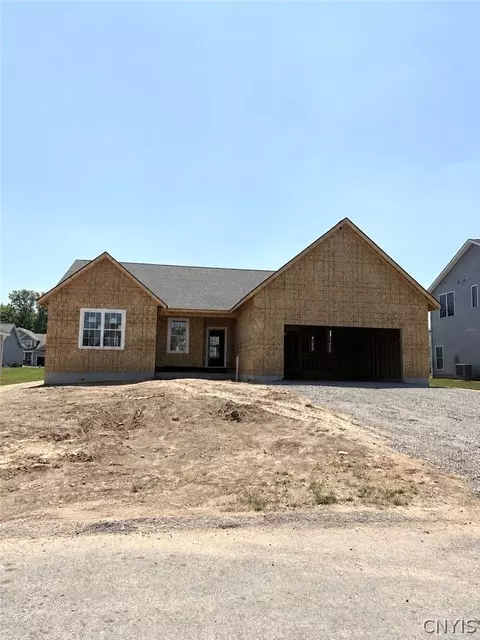 8009 Sedge Grass Road Rd, Lysander, NY 13027